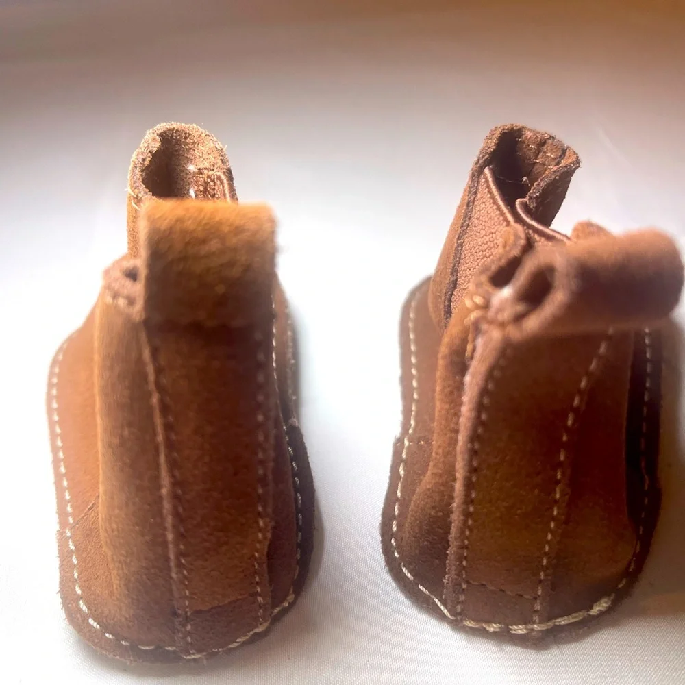 Baby Gap Suede Moccasins (0-3 mos) - Picture 2 of 7